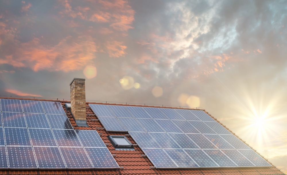 tile roof with solar panels 